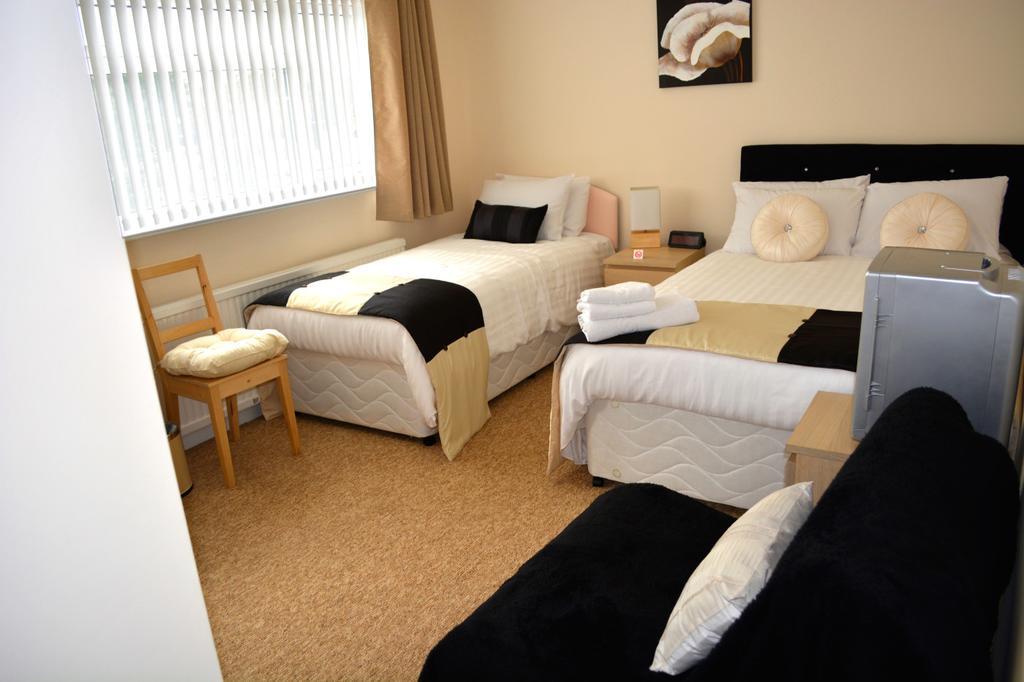 Winston Guesthouse บิสเตอร์ ภายนอก รูปภาพ